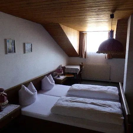 Hahnenkamm Gasthof *